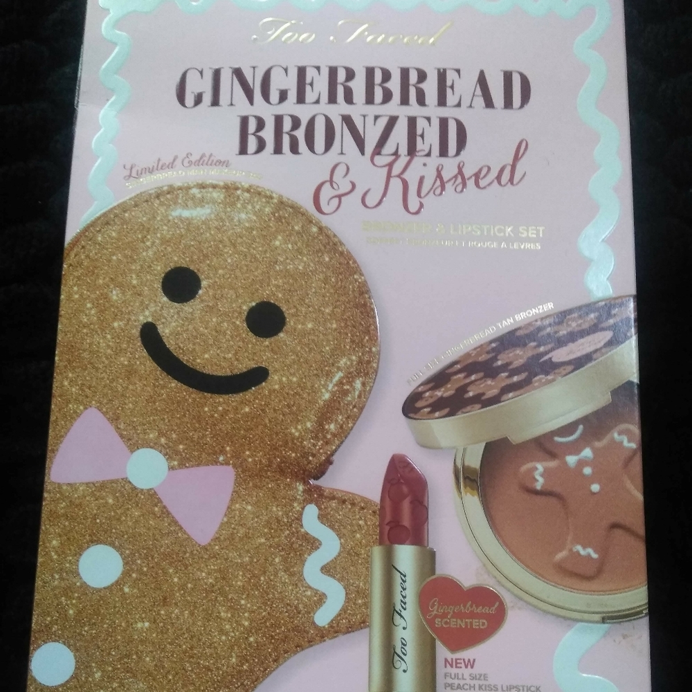 Too faced gingerbread set
